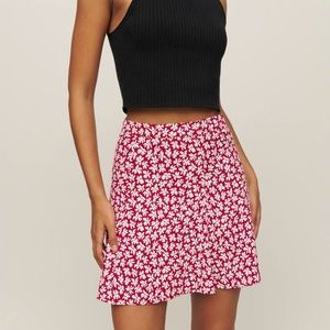 REFORMATION Flounce Skirt in Grenadine
